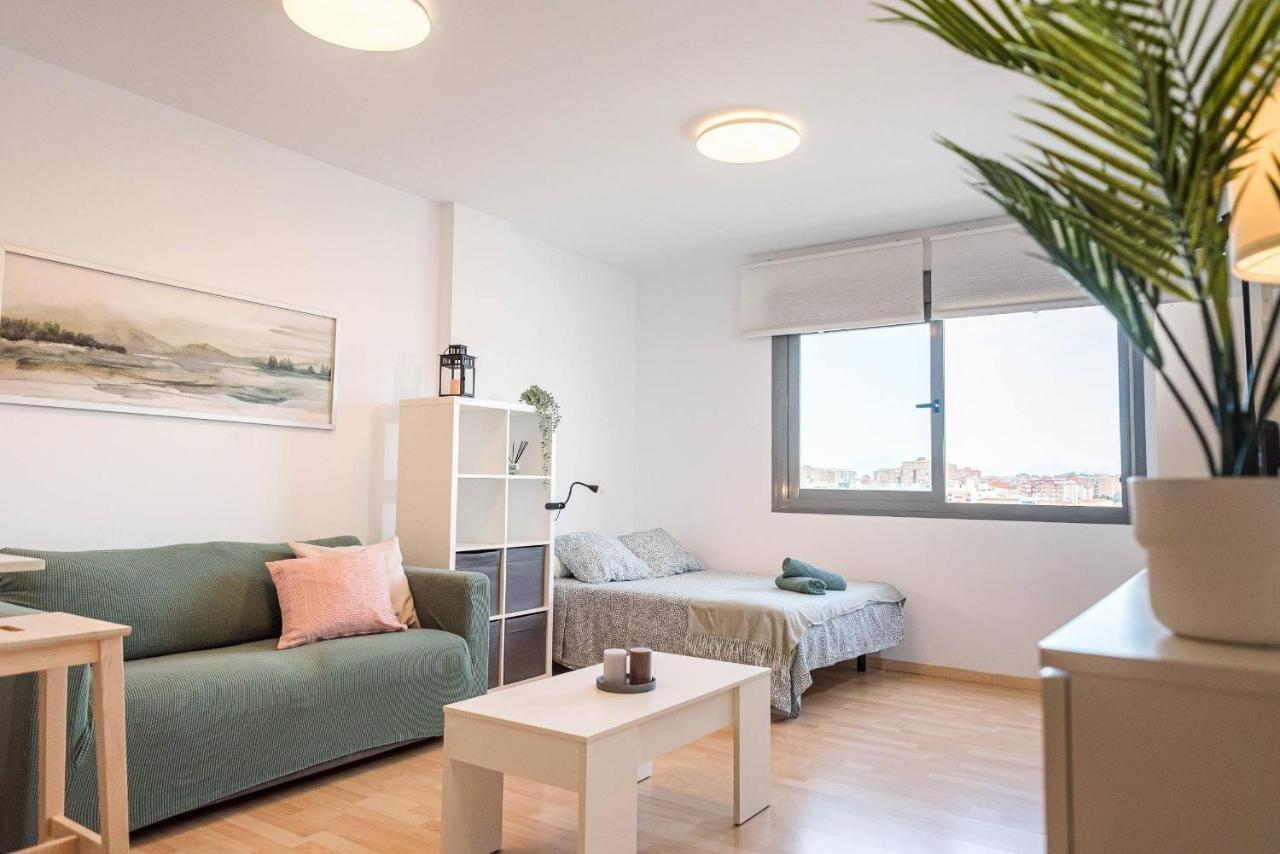 Estudio Con Vistas Y Parking Малага Екстериор снимка