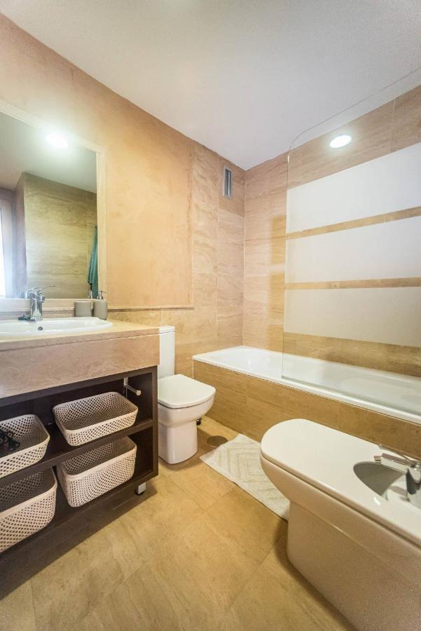 Estudio Con Vistas Y Parking Малага Екстериор снимка
